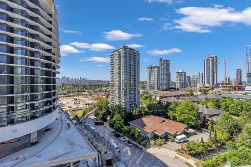 501-4880 Lougheed Highway, Burnaby, BC - Outdoor
