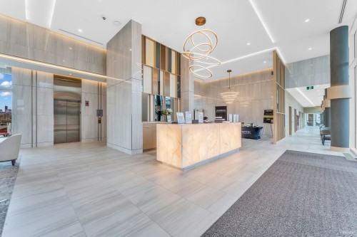 501-4880 Lougheed Highway, Burnaby, BC - Indoor Photo Showing Other Room