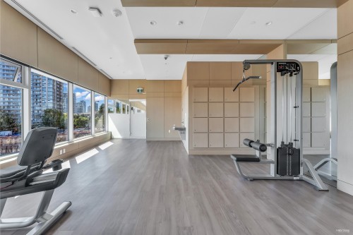 501-4880 Lougheed Highway, Burnaby, BC - Indoor Photo Showing Gym Room