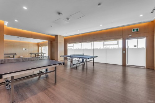 501-4880 Lougheed Highway, Burnaby, BC - Indoor Photo Showing Other Room