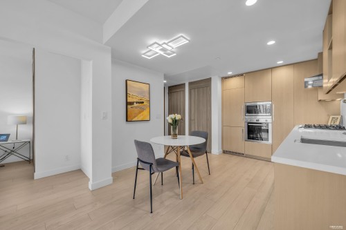 501-4880 Lougheed Highway, Burnaby, BC - Indoor