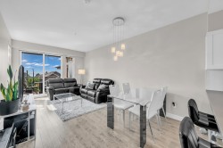 2201-963 Charland Avenue  Coquitlam, BC V3K 0E2