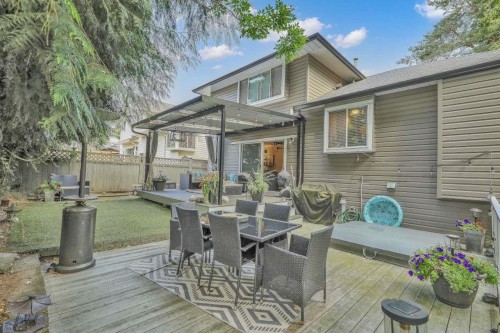 2028 Saskatchewan Avenue, Port Coquitlam, BC - Outdoor With Deck Patio Veranda