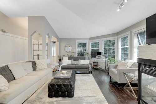 2028 Saskatchewan Avenue, Port Coquitlam, BC - Indoor Photo Showing Living Room With Fireplace