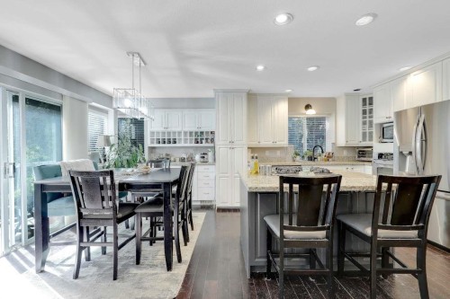 2028 Saskatchewan Avenue, Port Coquitlam, BC - Indoor Photo Showing Dining Room