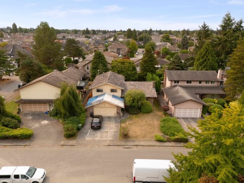 7340 Schaefer Avenue, Richmond, BC - Outdoor