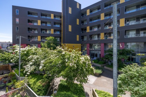 304-384 1St Avenue E, Vancouver, BC - Outdoor With Balcony With Facade