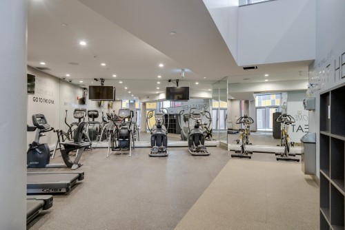 304-384 1St Avenue E, Vancouver, BC - Indoor Photo Showing Gym Room