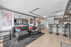 608-27 Alexander Street  Vancouver, BC V6A 1B2