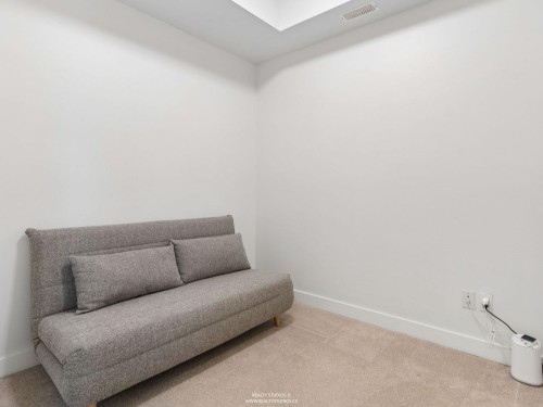 24-10133 River Drive, Richmond, BC - Indoor Photo Showing Other Room