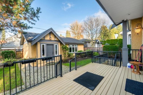 2979 31St Avenue W, Vancouver, BC - Outdoor With Deck Patio Veranda