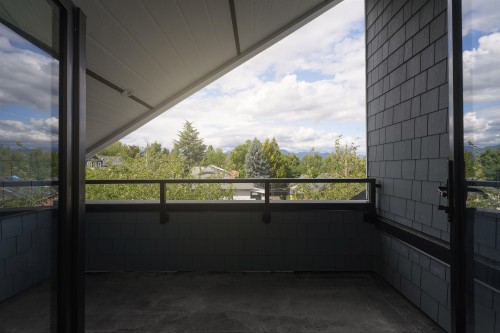 920 16Th Avenue E, Vancouver, BC -  With Exterior