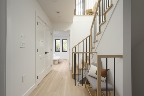 920 16Th Avenue E, Vancouver, BC - Indoor Photo Showing Other Room