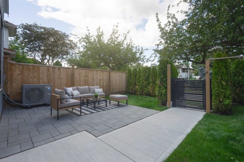 922 16Th Avenue E, Vancouver, BC - Outdoor