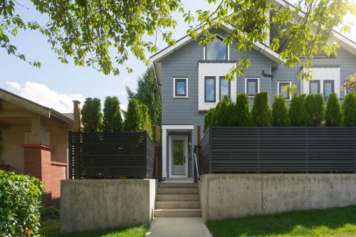 922 16Th Avenue E, Vancouver, BC - Outdoor