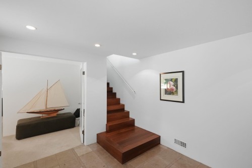 986 Pacific Drive, Delta, BC - Indoor Photo Showing Other Room