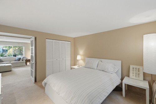 986 Pacific Drive, Delta, BC - Indoor Photo Showing Bedroom