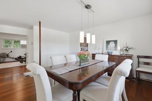 986 Pacific Drive, Delta, BC - Indoor Photo Showing Dining Room