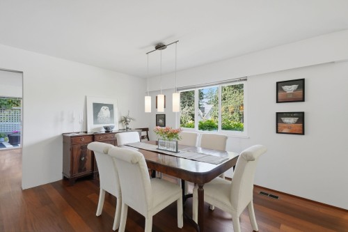 986 Pacific Drive, Delta, BC - Indoor Photo Showing Dining Room