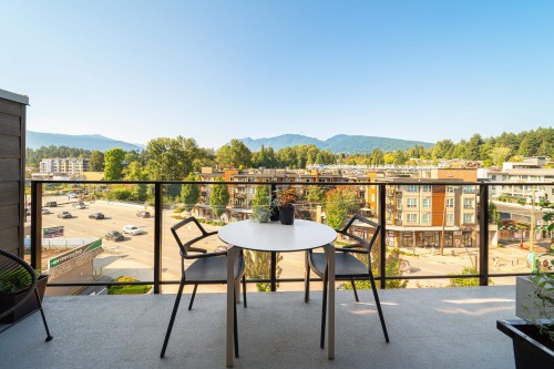 517-725 Marine Drive, North Vancouver, BC - Outdoor With View