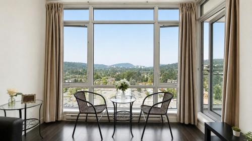 1908-2955 Atlantic Avenue, Coquitlam, BC - Indoor Photo Showing Other Room