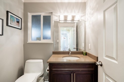 3933 Toronto Street, Port Coquitlam, BC - Indoor Photo Showing Bathroom