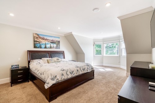 3933 Toronto Street, Port Coquitlam, BC - Indoor Photo Showing Bedroom