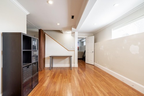 3933 Toronto Street, Port Coquitlam, BC - Indoor