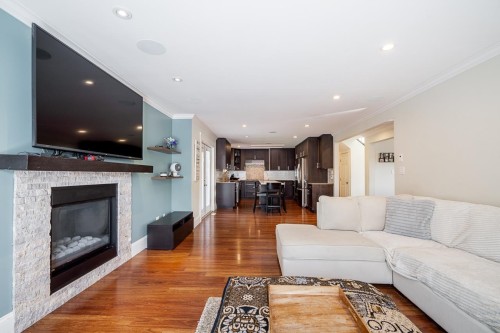 3933 Toronto Street, Port Coquitlam, BC - Indoor Photo Showing Living Room With Fireplace