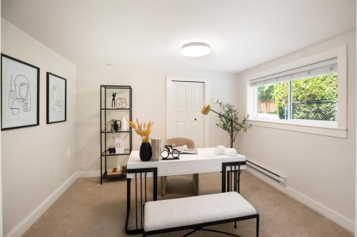 3420 Rockview Place, West Vancouver, BC - Indoor