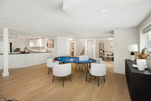 3420 Rockview Place, West Vancouver, BC - Indoor