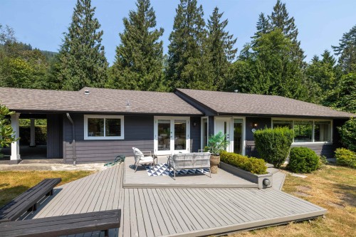 3420 Rockview Place, West Vancouver, BC - Outdoor