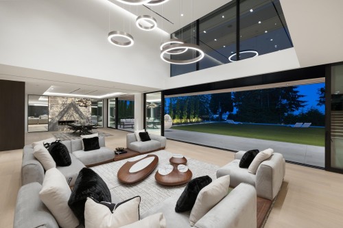 690 Knockmaroon Road, West Vancouver, BC - Indoor