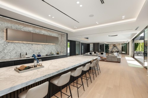 690 Knockmaroon Road, West Vancouver, BC - Indoor