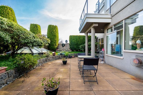 204-1765 Marine Drive  West Vancouver, BC V7V 1J5