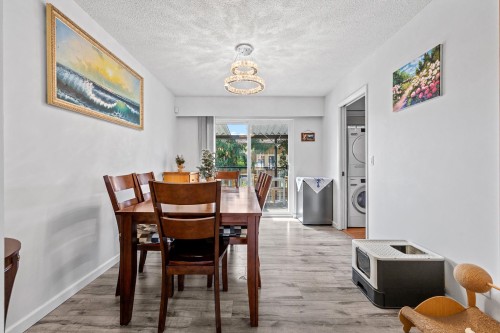 8640 Sierpina Drive, Richmond, BC - Indoor Photo Showing Dining Room