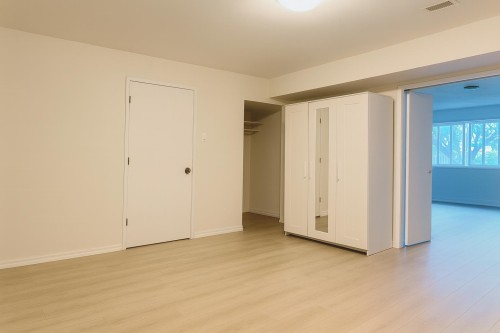 8640 Sierpina Drive, Richmond, BC - Indoor Photo Showing Other Room