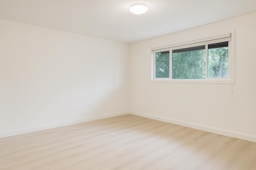 8640 Sierpina Drive, Richmond, BC - Indoor Photo Showing Other Room