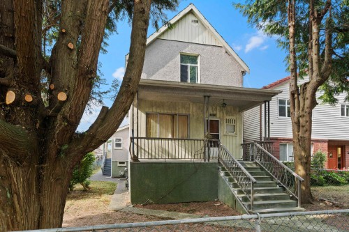 2673 Pandora Street, Vancouver, BC - Outdoor