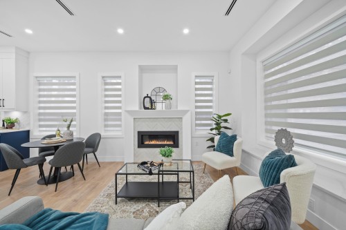 2995 17Th Avenue E, Vancouver, BC - Indoor Photo Showing Living Room With Fireplace