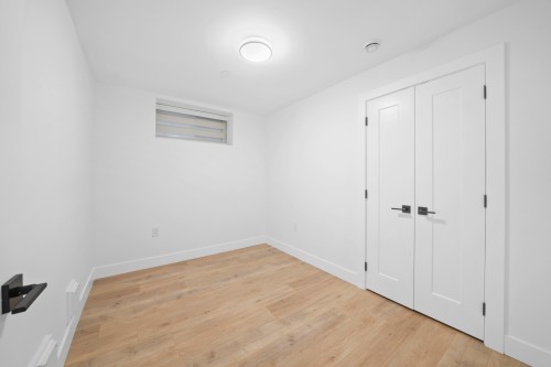 2995 17Th Avenue E, Vancouver, BC - Indoor Photo Showing Other Room