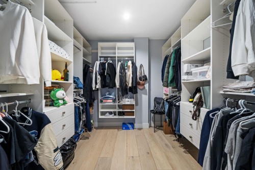 656 Blue Mountain Street, Coquitlam, BC - Indoor With Storage