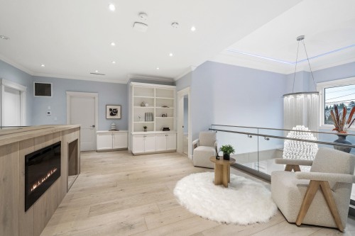 656 Blue Mountain Street, Coquitlam, BC - Indoor Photo Showing Living Room With Fireplace