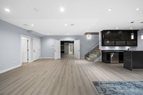 656 Blue Mountain Street, Coquitlam, BC - Indoor