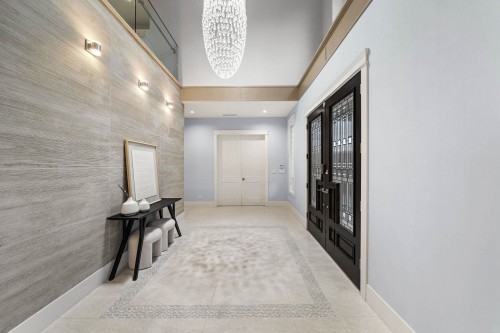 656 Blue Mountain Street, Coquitlam, BC - Indoor Photo Showing Other Room