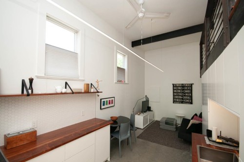 Coach House - 563 Union Street , Vancouver, BC V6A 2B7 3