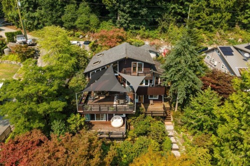 330 Sasamat Lane, North Vancouver, BC - Outdoor