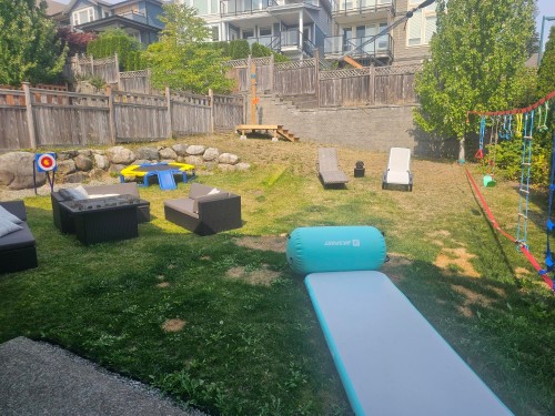 3517 Princeton Avenue, Coquitlam, BC - Outdoor With Backyard