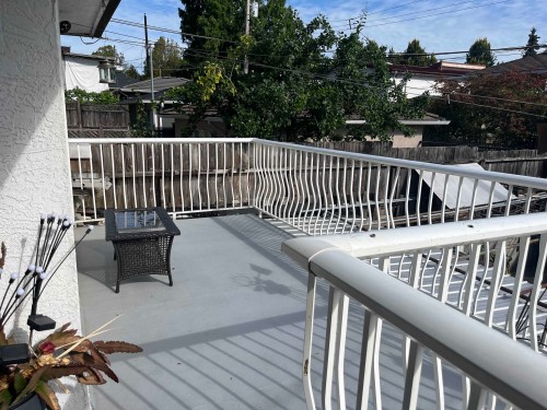 2665 Ward Street, Vancouver, BC - Outdoor With Exterior