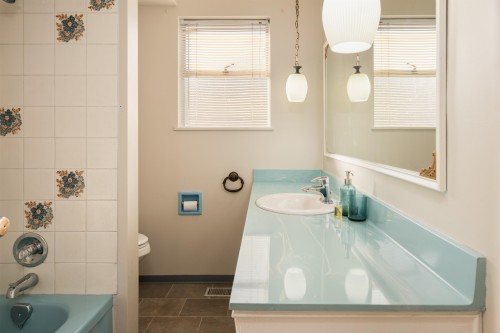 2321 Harrison Drive, Vancouver, BC - Indoor Photo Showing Bathroom